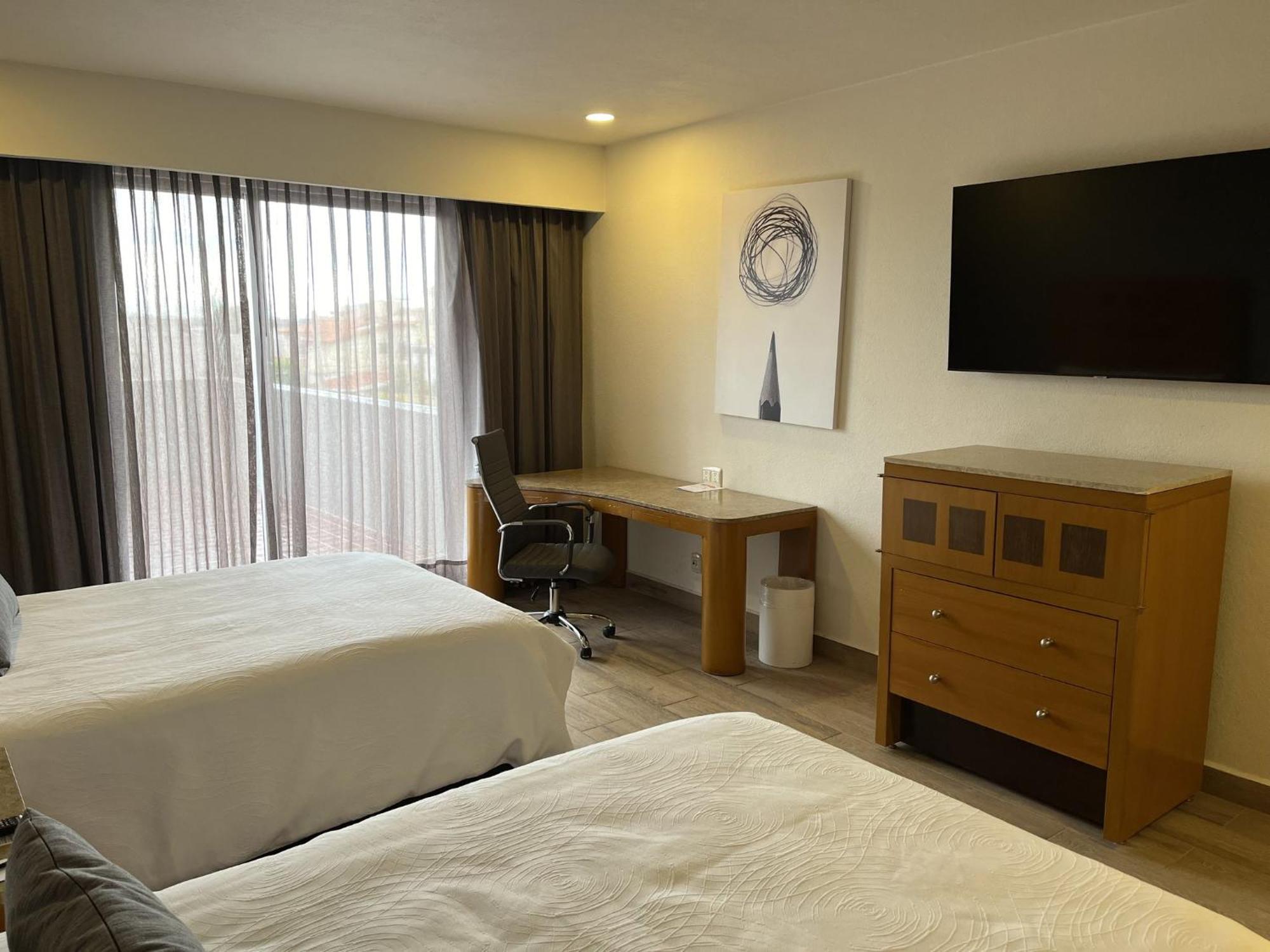 Real Inn 托雷翁 外观 照片